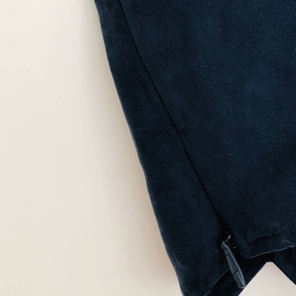 Hollister Navy Suede Scalloped Crop Top - Picture 3 of 7